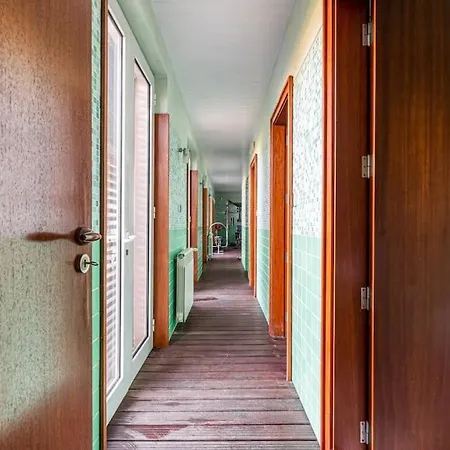 Quinta Dos Migueis * Muro